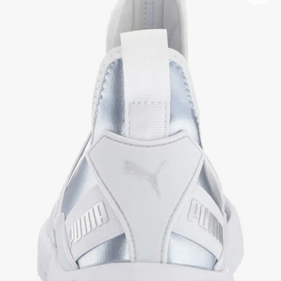 BNWB Puma women's Defy Mid Cross Trainer size 7. - Picture 4 of 16